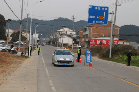 浏阳市蕉溪镇交通执法现场.