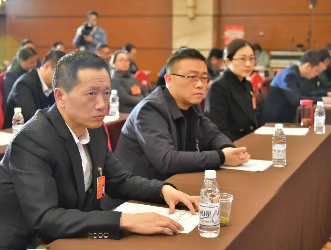 政协第十四届思南县委员会第五次会议胜利闭幕