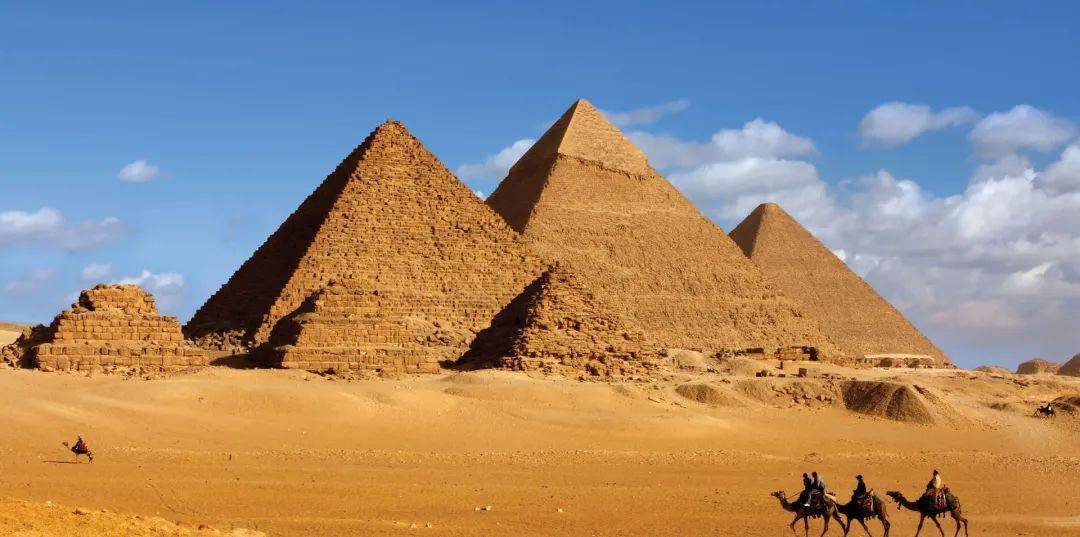 荐读| "千塔之城"开罗_金字塔