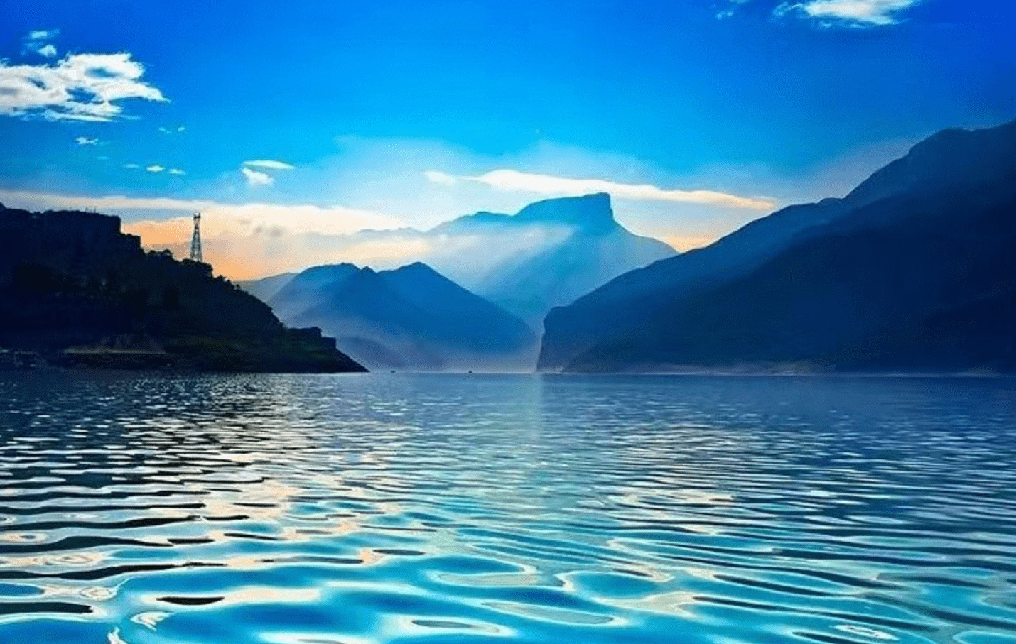 奉节举行三峡之巅诗橙奉节旅游推介会高铁时代来临奉节全力打造国家