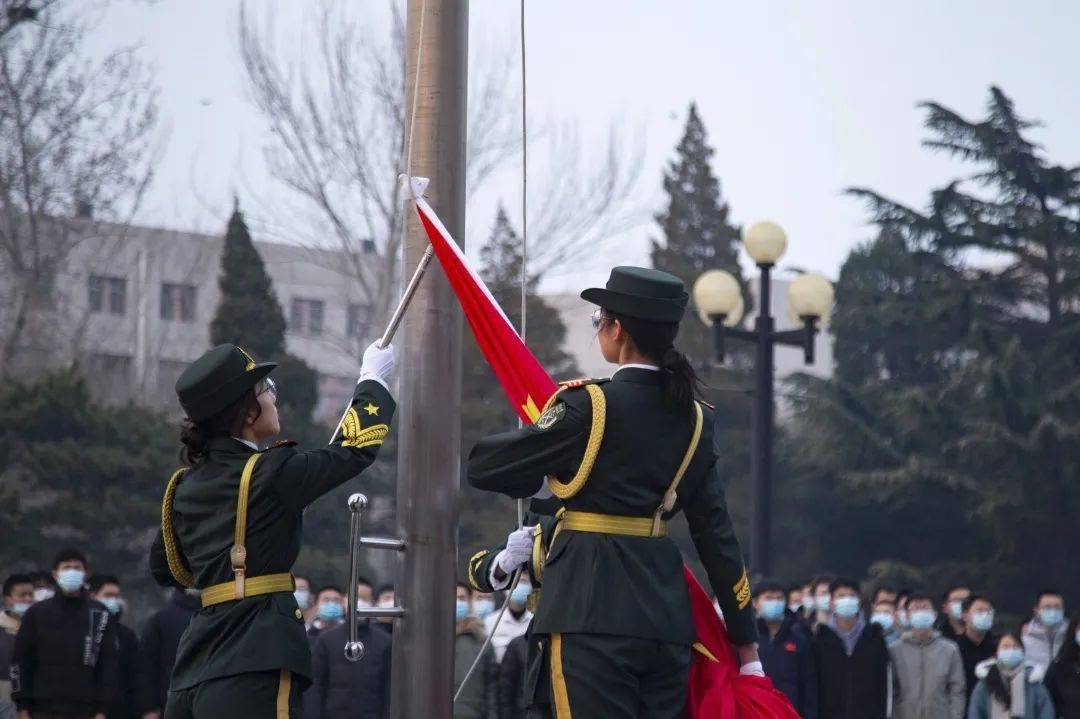2020寻找全国高校百强社团:为清华大学学生国旗仪仗队投票