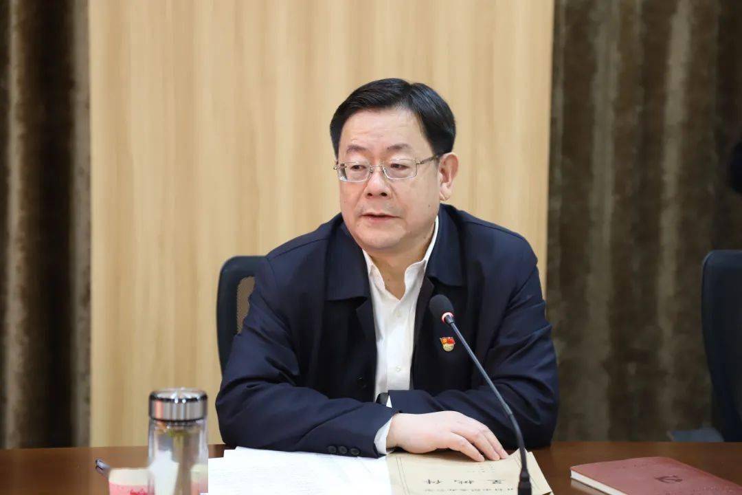 市委常委市纪委书记市监委主任卢志军到尉氏县现场办公