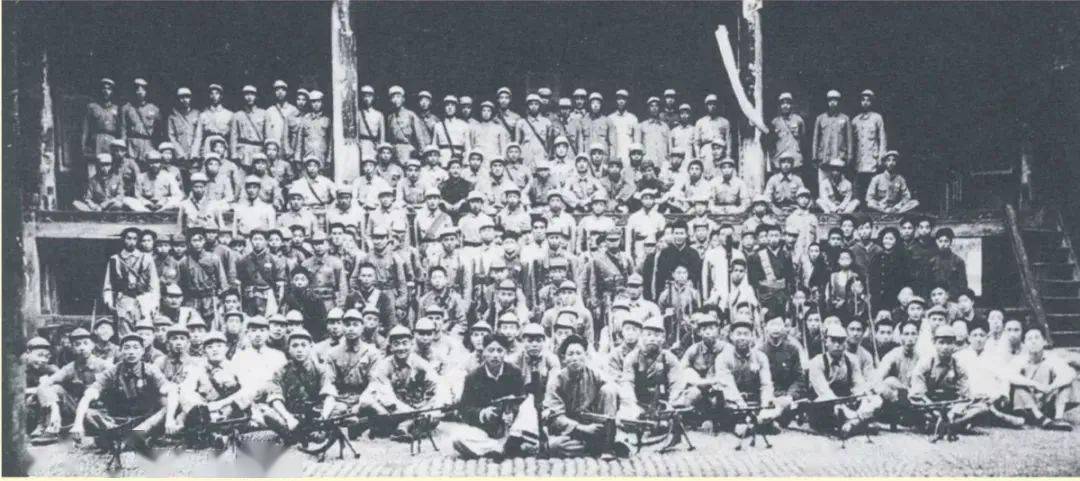在诸暨市马剑镇石门村成立了浙东人民解放军金萧支队,称为后金萧