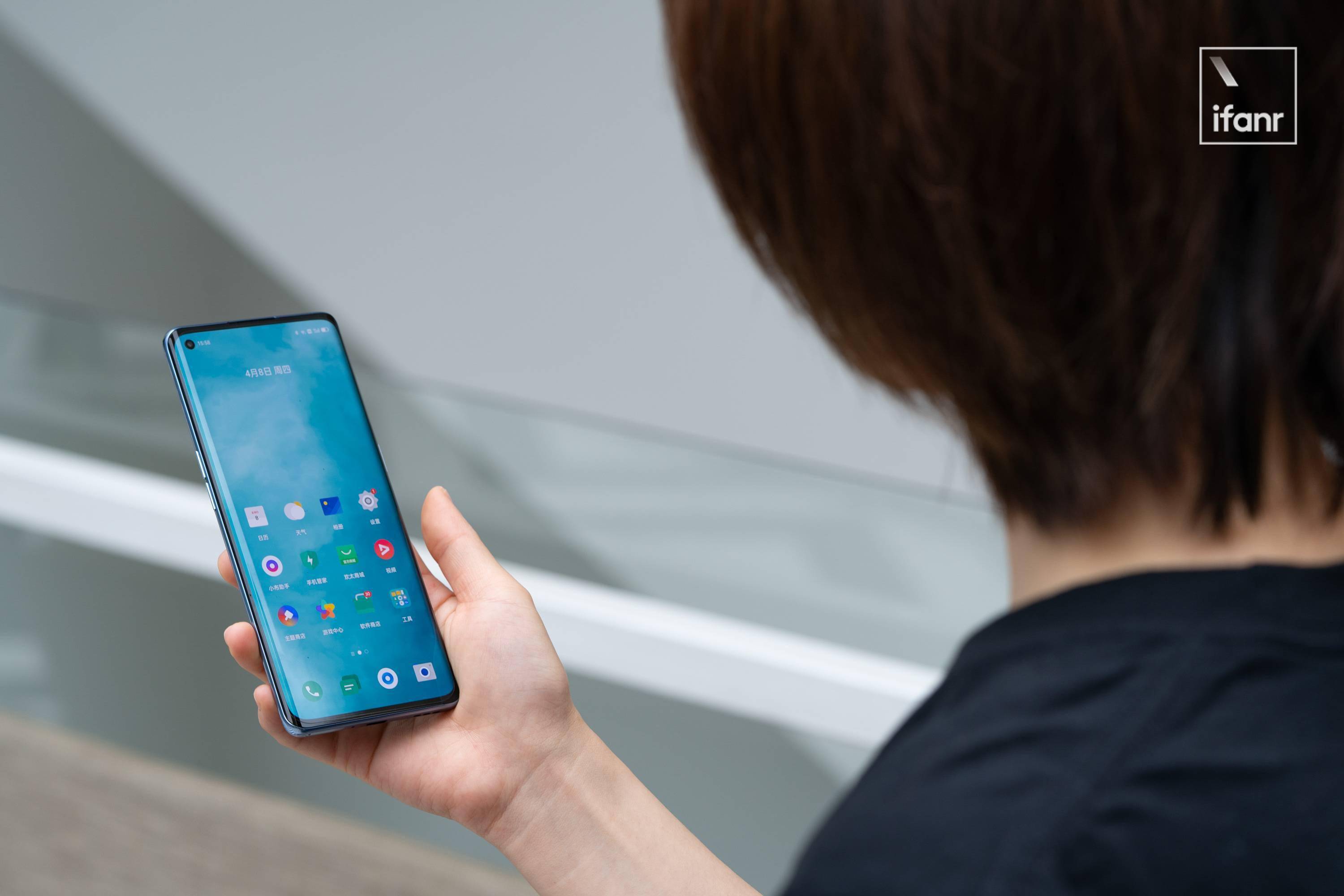 oppo真我x7pro至尊版,oppo真我x7pro参数 realme 的首款曲面屏,真我 x7 pro 至尊版图赏