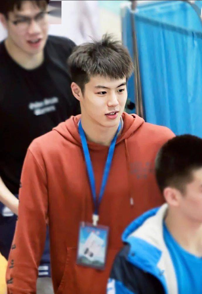 吴俊杰也是浙江队的一名年轻小将,在2019年全国游泳锦标赛中他以2分