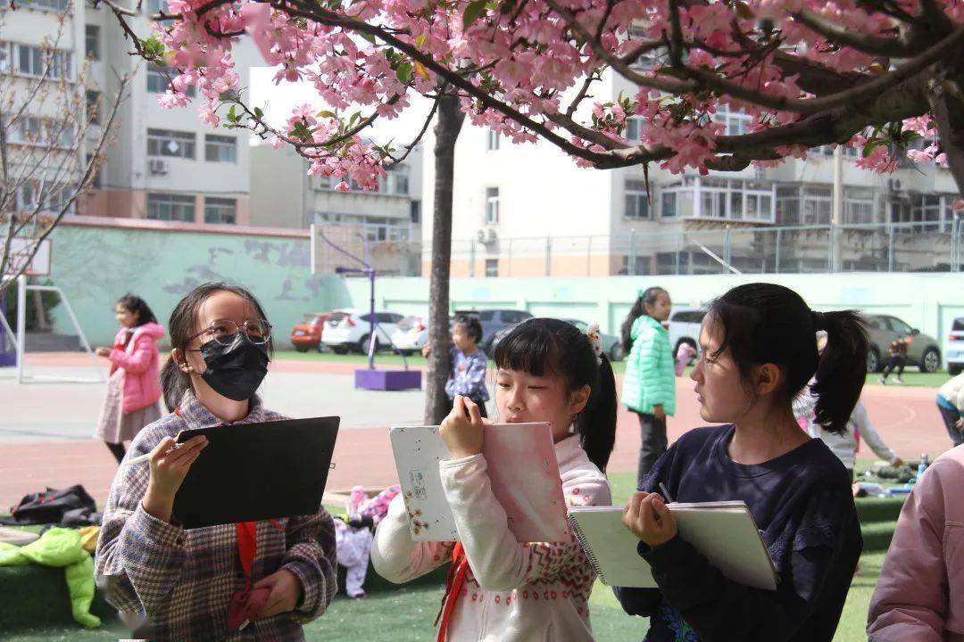 67来一场和春天的约绘吧舜玉小学邀你云赏市中最美校园