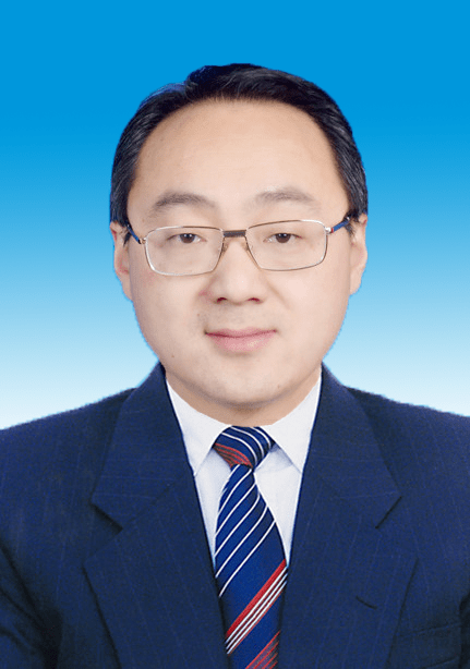 其中,45岁副校长调任副市长