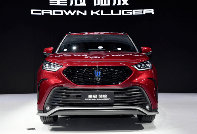丰田又一王牌中型suv,皇冠车标,5米车长,比新款汉兰达