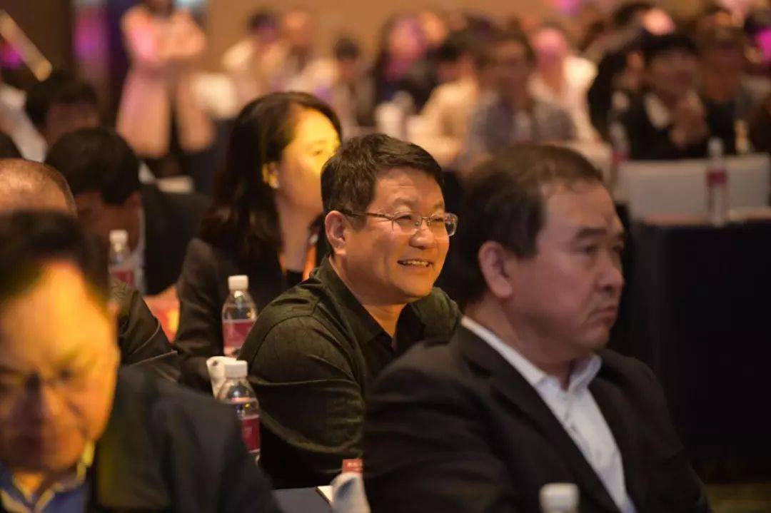华远国际陆港集团党委书记,董事长武强,远国际陆港集团总经理谷建春