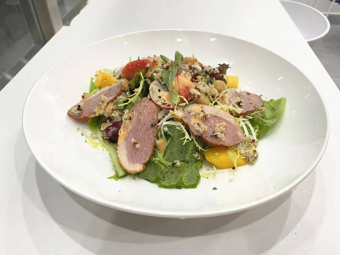 法式烟鸭胸肉沙拉