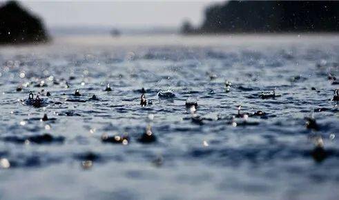 琵琶| 《巴山夜雨》宁愿天天下雨,以为你是因为下雨不