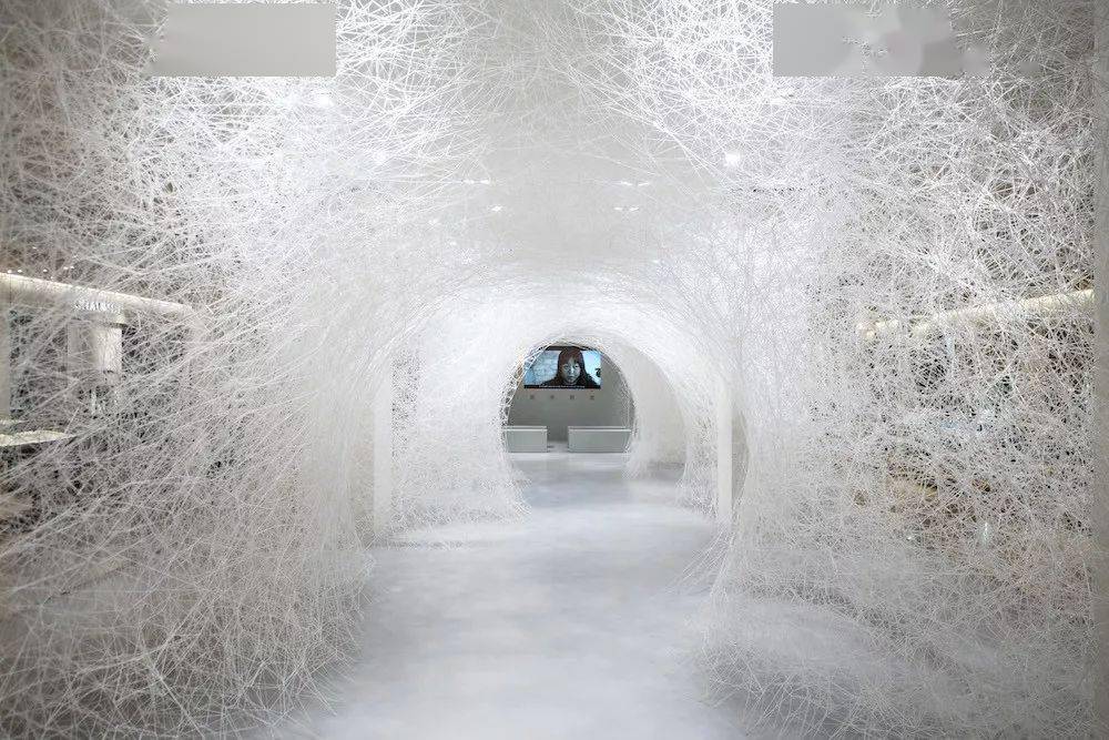 日本装置艺术家chiharu shiota | 线的沉迷