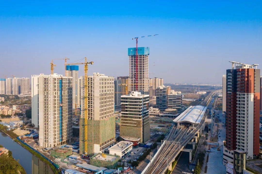 俯瞰建设中的佛山双子星城2.