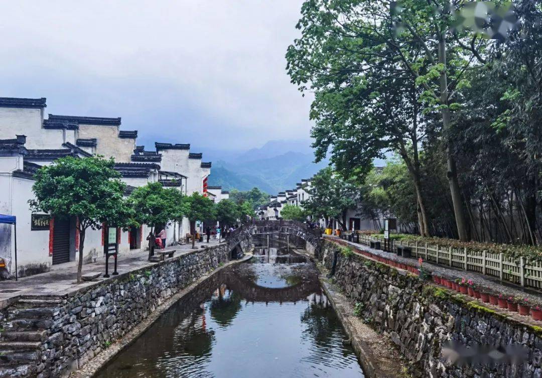 绩溪:风水宝地龙川村