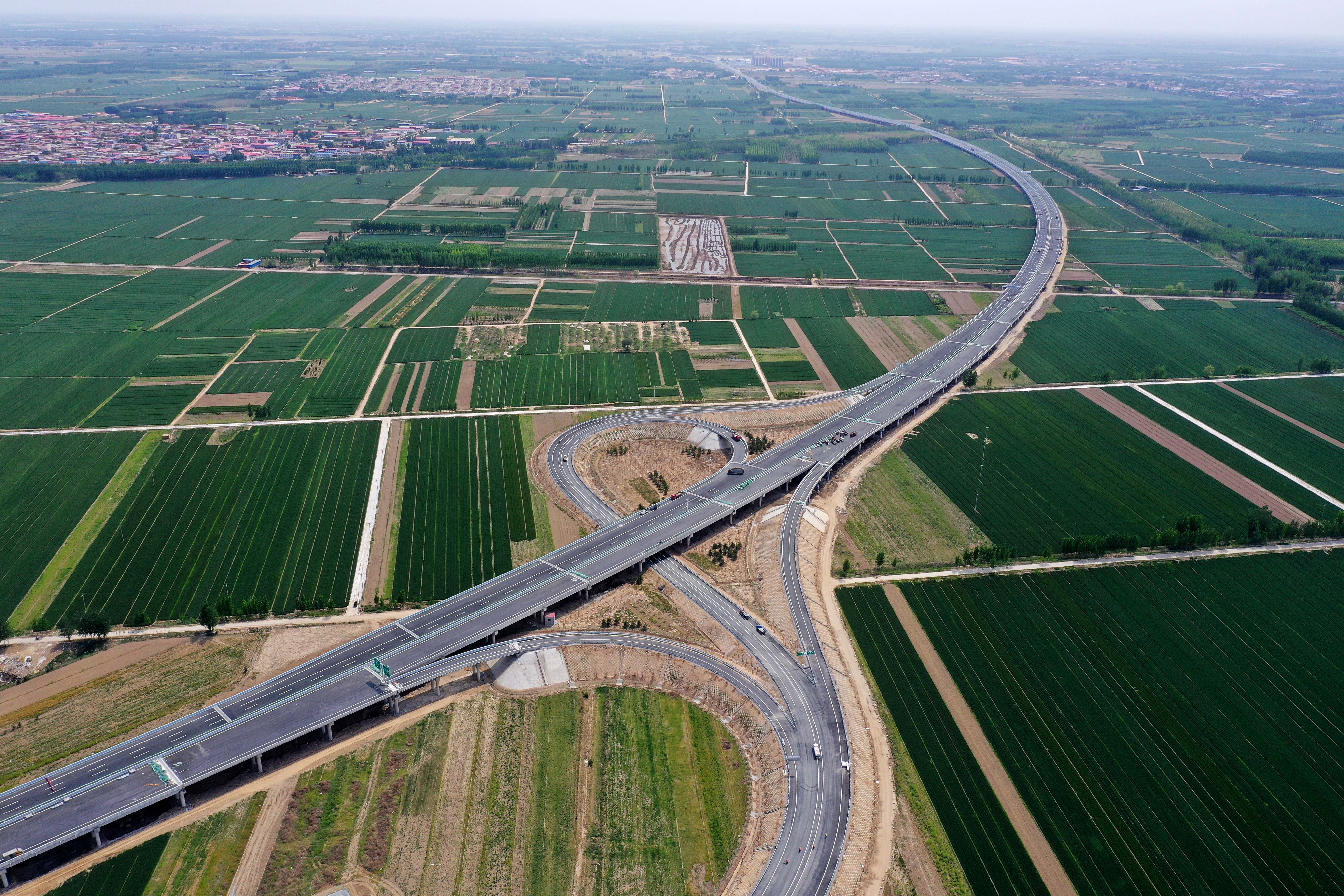京德高速(一期工程)河北段(5月10日摄,无人机照片.