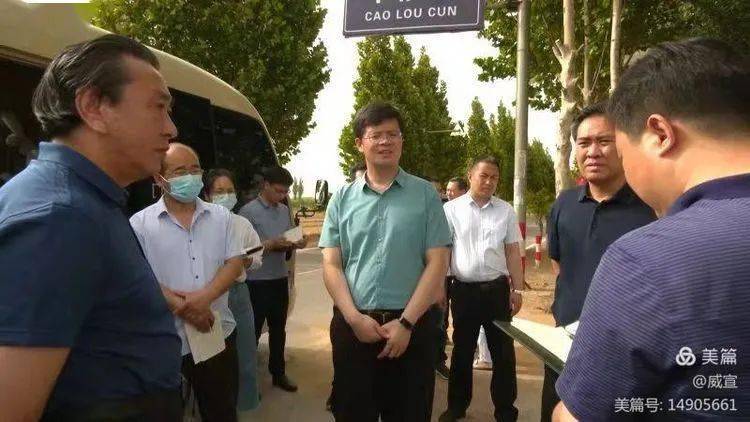 5月30日,内丘县委书记管志民深入到县人民医院,发热门诊,县中医院等