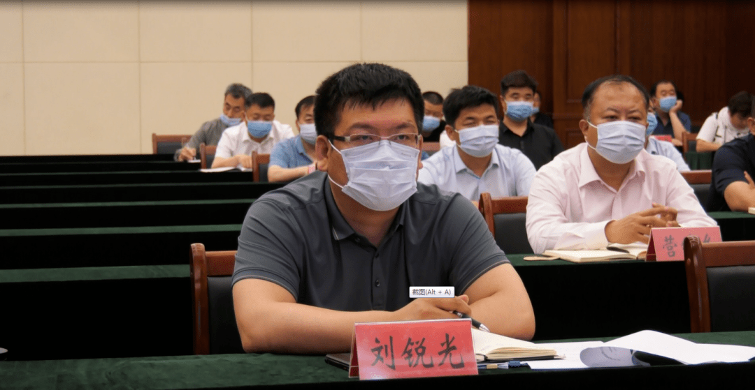 代县长刘锐光,副县长石立,市第八督查组组长陈永朝,组员康明君在我县