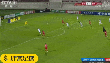 gif-武磊自造点球罚进!国足2-1叙利亚