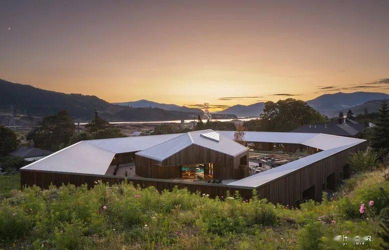 hadid architects233项目名称:hotel milla montis参赛公司:peter