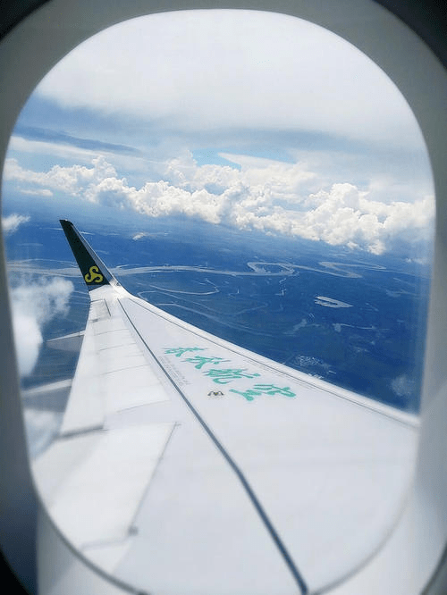 春秋航空提醒您旅行旺季坐飞机一定要提前选座哦
