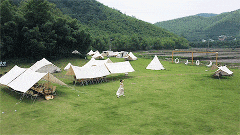 避世小憩,野地camping…气泡女孩的新度假方式有多嗨