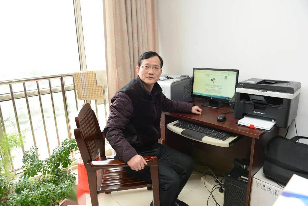张其安,安徽省农业科学院土壤肥料研究所所长,研究员,国家西甜瓜产业