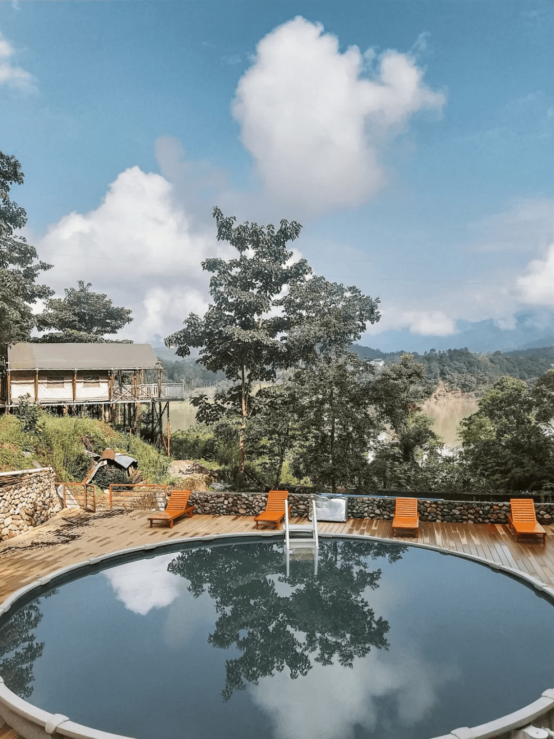 氡温泉 来自搜狐网