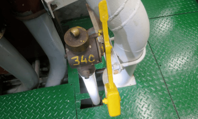 control cock of sounding pipe closing device of oil tank missing