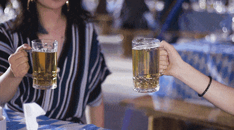 【雪花啤酒硬核狂欢节】限时抢购,9.9元抢雪花啤酒畅饮套餐!