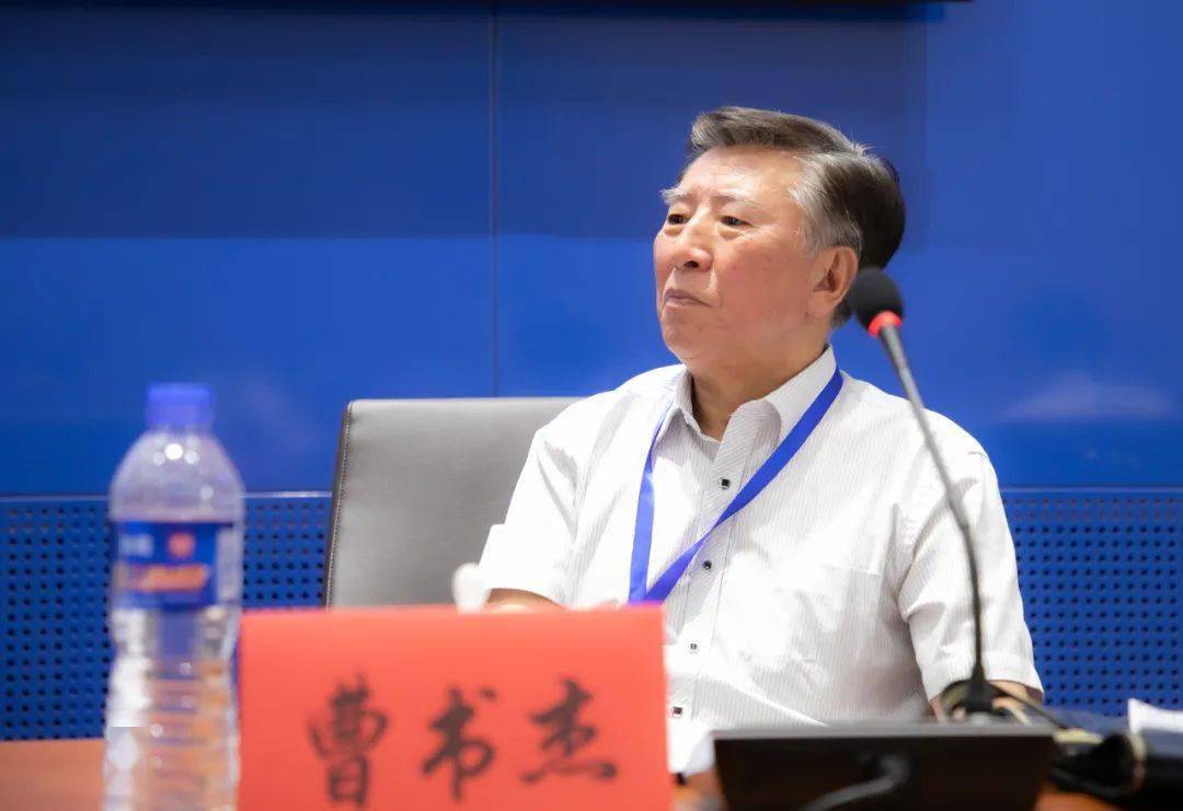 中国历史文献研究会副会长曹书杰教授