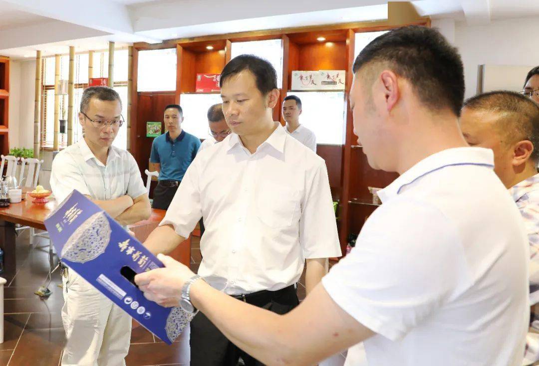 张永森深入凤阳镇开展再学习再调研再落实活动