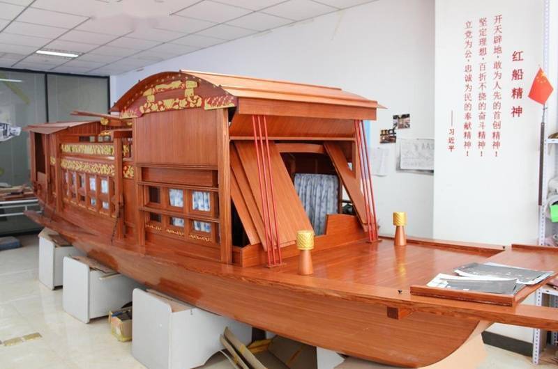 参考1959年图纸宁夏青年以12比例复刻南湖红船