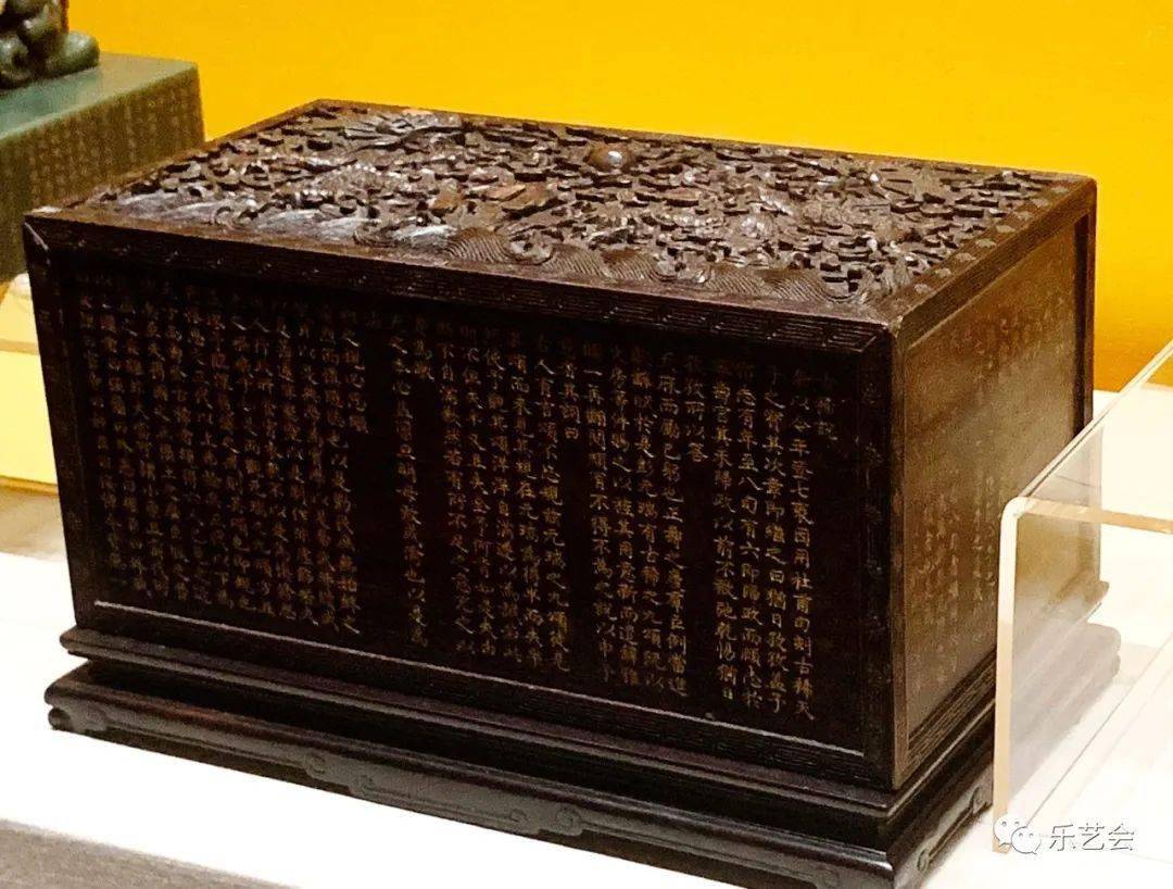 无极斋分享:《下江南——故宫博物院藏乾隆时期文物展