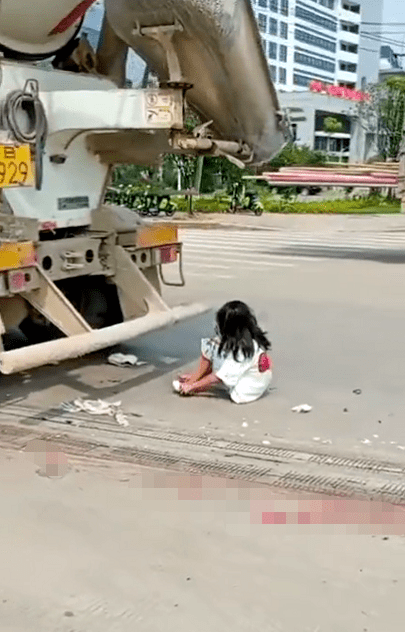 3名少女惨遭搅拌车碾压!视频触目惊心!
