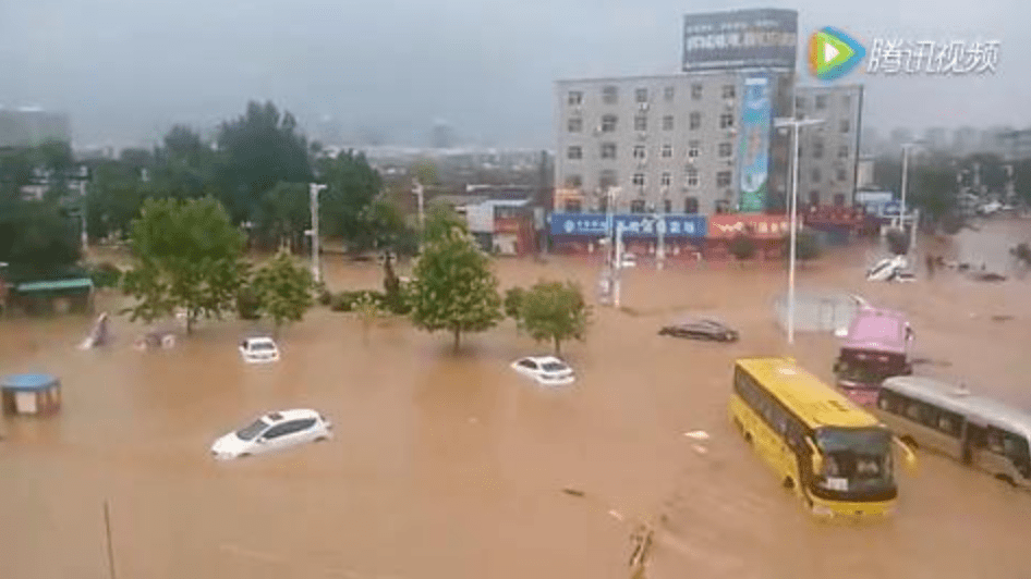 河南特大暴雨灾情严重地铁倒灌黄河支流决口部队已经出动抗洪抢险