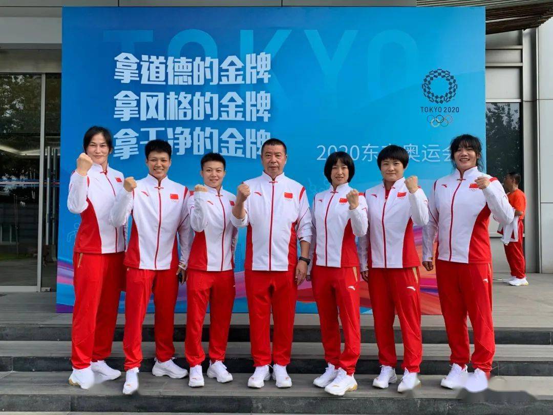 盈江健儿出征东京奥运丨龙佳为摔跤而生
