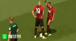 友谊赛-米兰5-0摩德纳 迪亚斯,莱奥,特奥分别传射