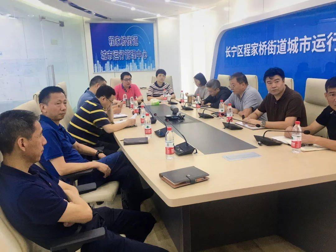 我为群众办实事迎战烟花这群程桥人逆风而行