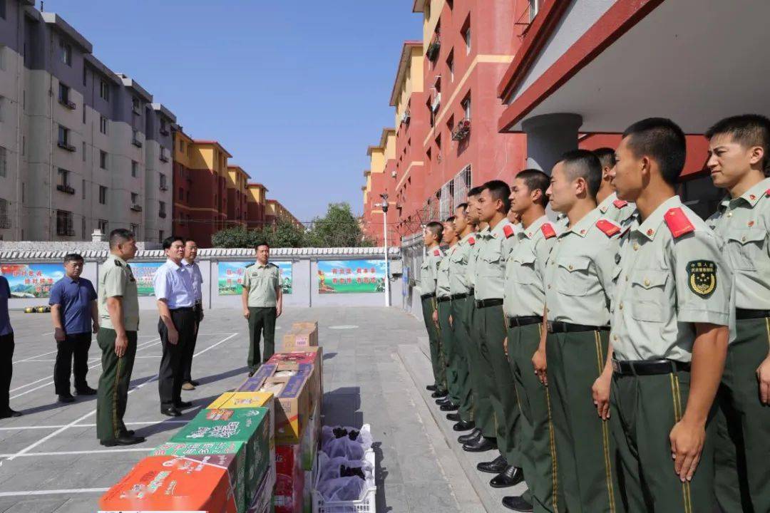 政协新闻自治区政协副秘书长温跃军八一前夕走访慰问武警官兵