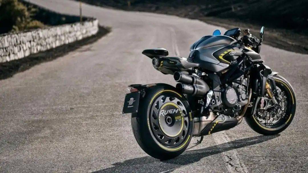 2021 mv agusta rush 1000高清美图_奥古斯塔