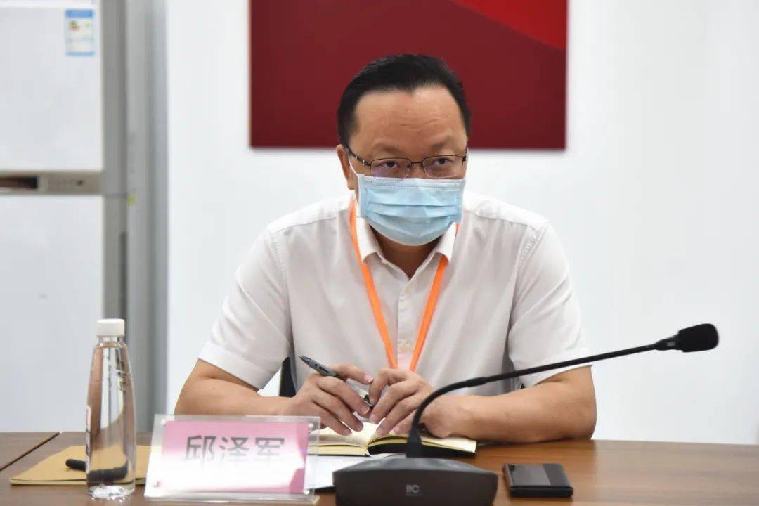 听民意解民忧邱泽军以人大代表身份开展接待选民活动丨落实市委十大