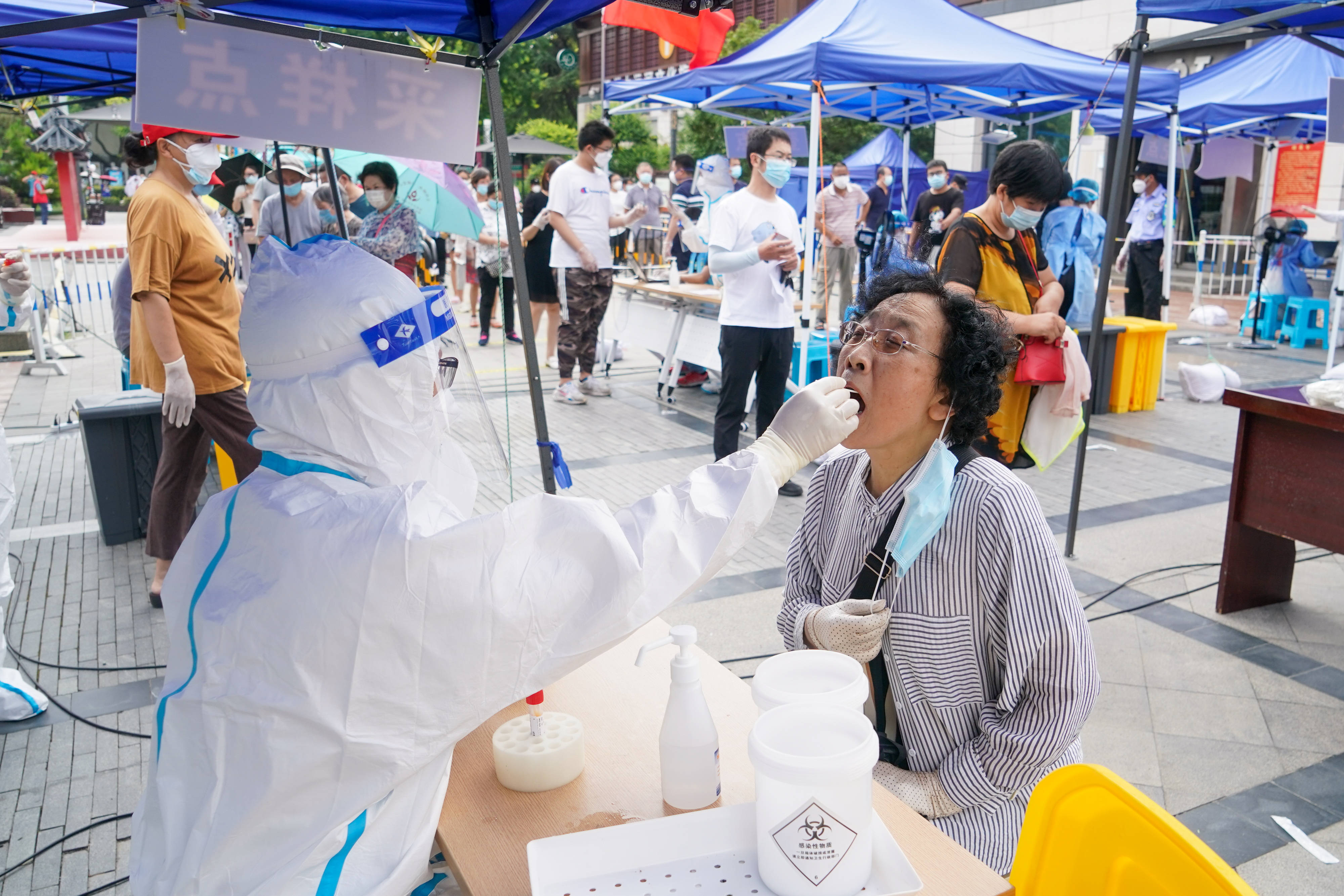 扬州主城区开展第三轮大规模核酸检测