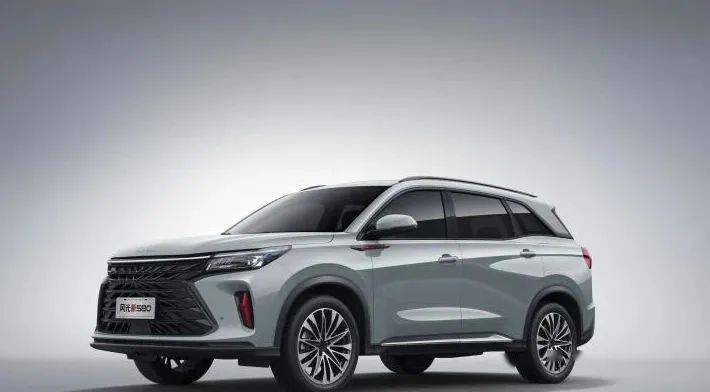 东风580suv7座报价图片,东风风神560裸车价 新风光580曝光,神似雷克萨斯,能否重夺10万级7座suv霸主之位?
