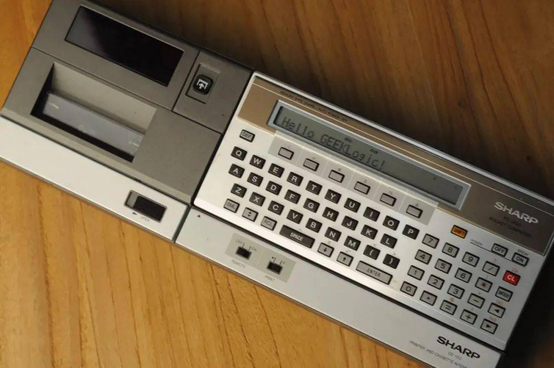 极客逻辑geeklogic80年代的口袋计算机sharppc1500