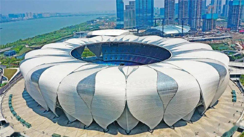 水立方→冰立方 · 接下来,我们再看一下2022杭州亚运会的场馆!