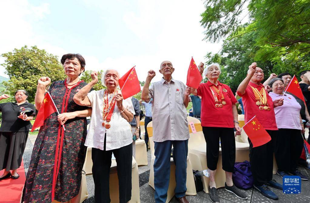 缅怀英烈 致敬英雄_抗日