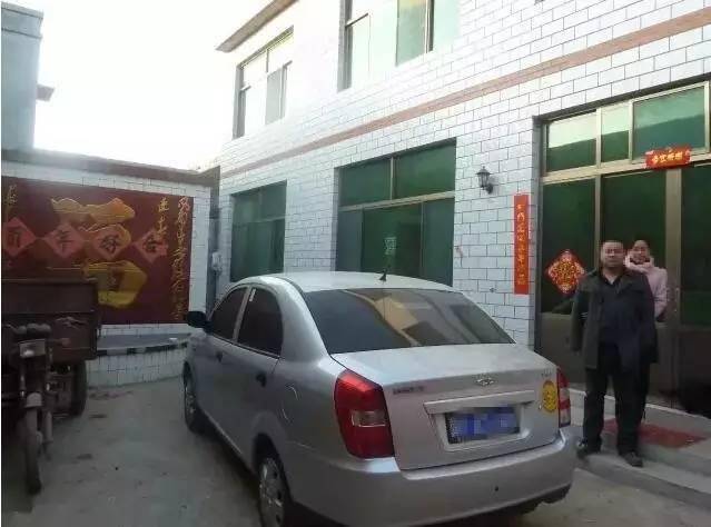 宽敞的水泥路越来越多, 开车回家很方便 小时候的农村,  现在的农村