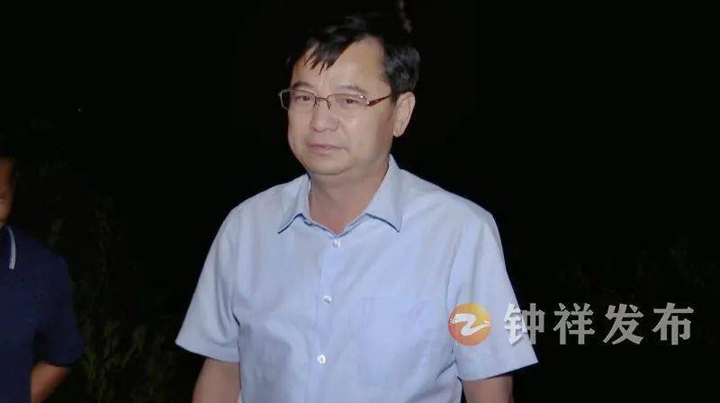 杨孟富要求:严阵以待,严防死守,全力以赴确保钟祥市安全度汛