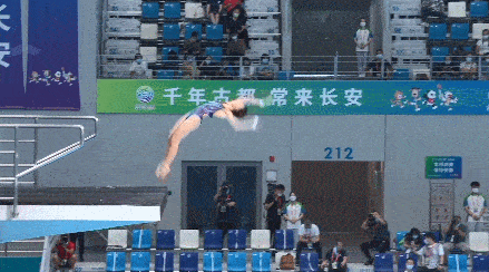 龙艺萍第五跳 5轮比赛过后 陕西队林珊暂列第3 下午 跳水女