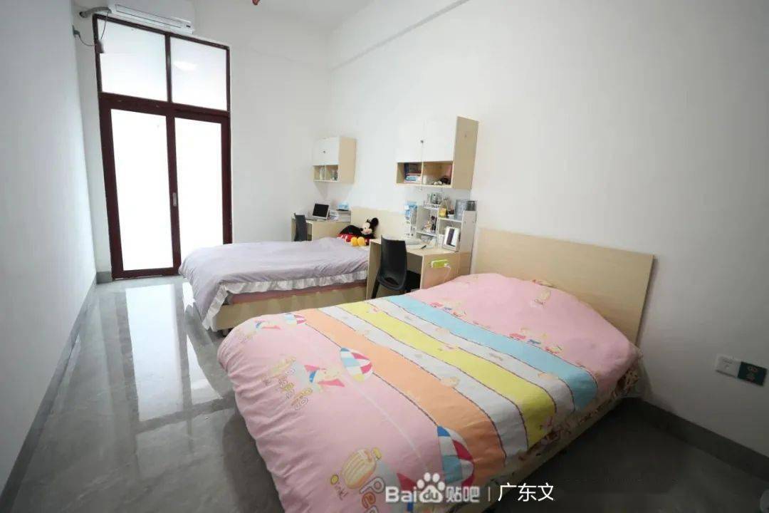 公寓4人套间公寓4人套间(上铺下桌)公寓6人房广州城建职业学院宿舍